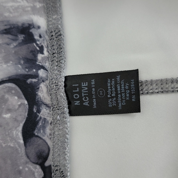 Noli Active Athletic Capris - Picture 3 of 5